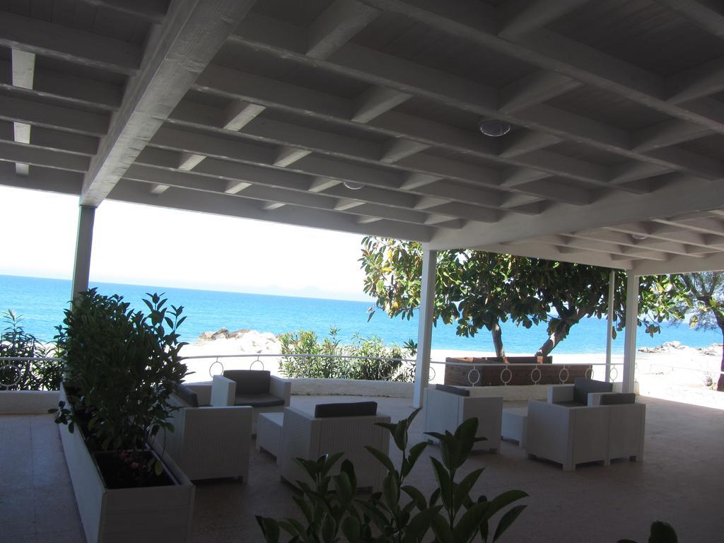 Hotel Ristorante La Scogliera - Nuova Gestione Piraino Exterior photo